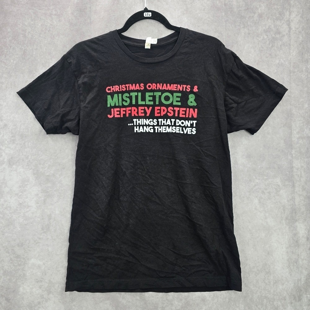 Black Christmas Ornaments & Mistletoe Printed Holiday Tshirt Top Medium‎